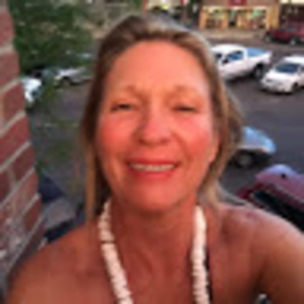 Meet your Posher, Valerie